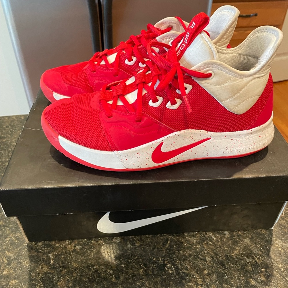 Mens PG 4s.  Slightly used